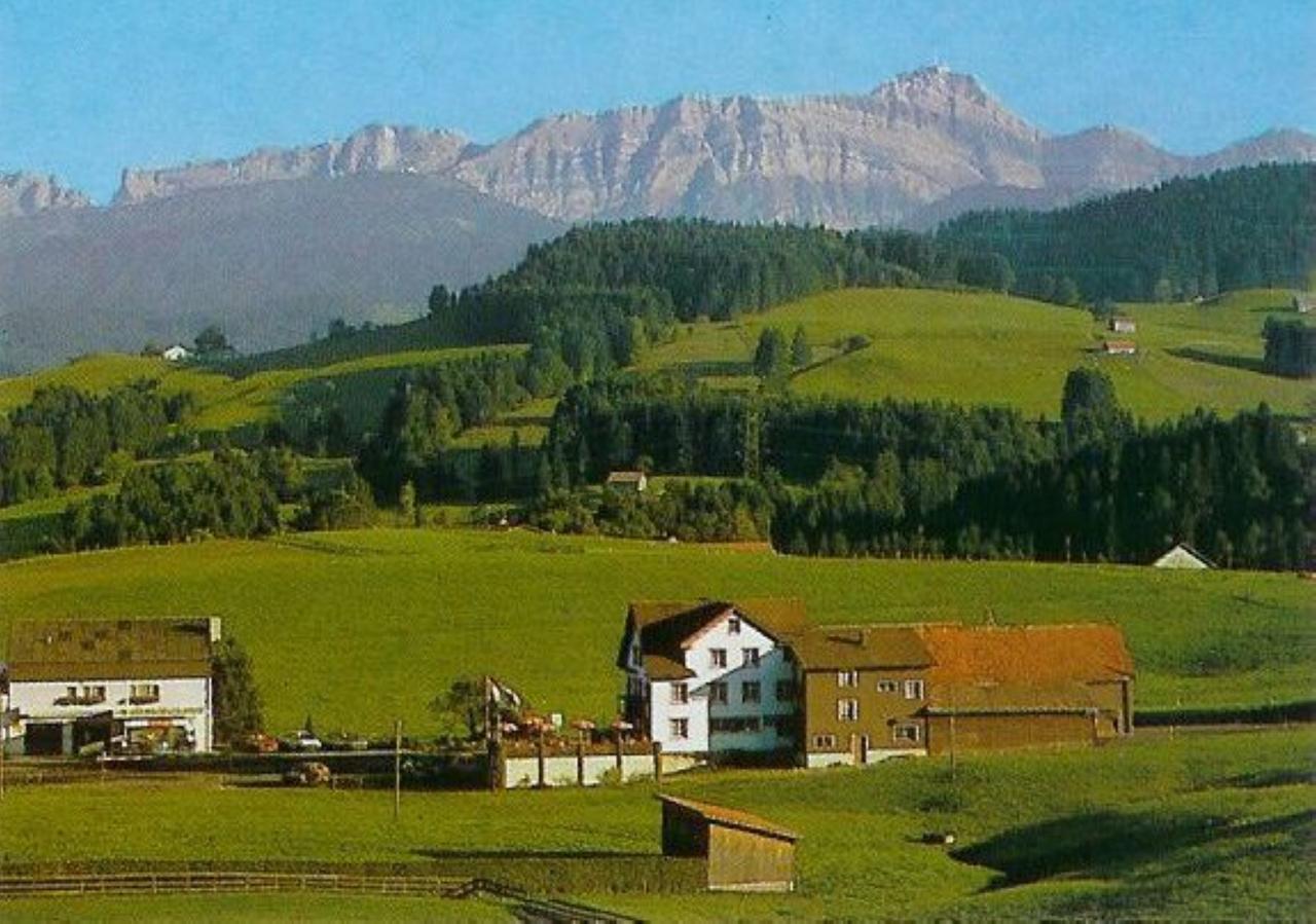 Hotel Garni Traube Schwellbrunn Exterior foto